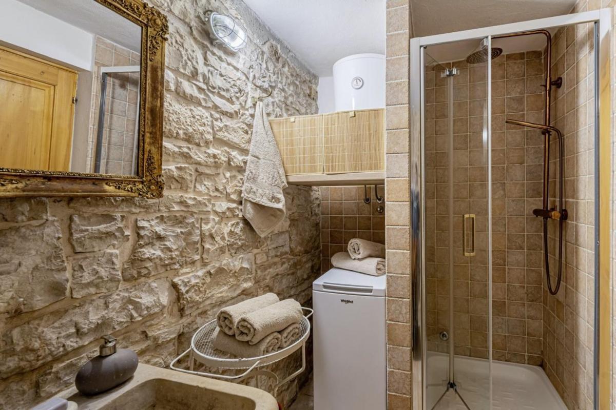 Una In Kranjcici - Haus Fuer 5-6 Personen Svetvinčenat Εξωτερικό φωτογραφία