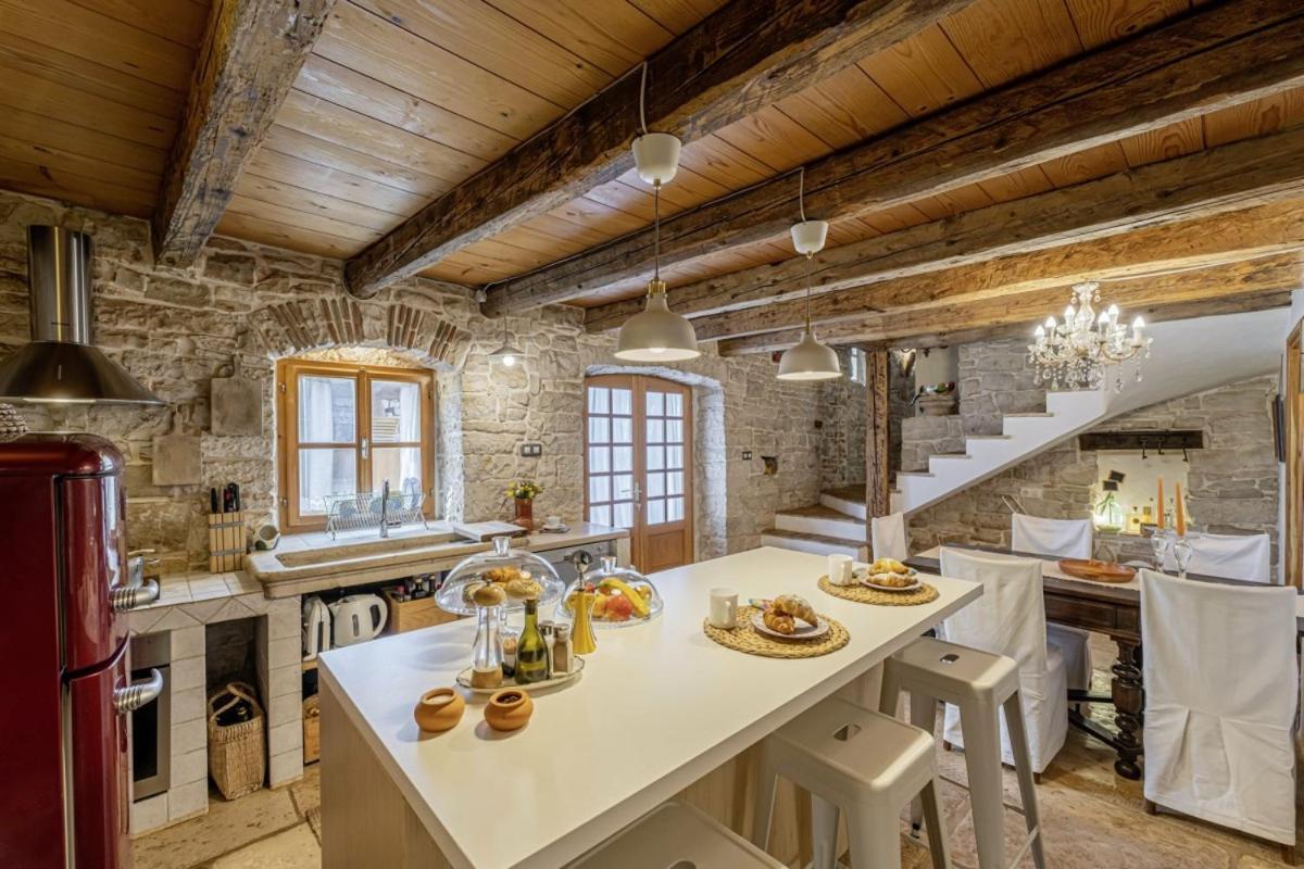 Una In Kranjcici - Haus Fuer 5-6 Personen Svetvinčenat Εξωτερικό φωτογραφία